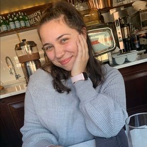 Meet your Posher, Francesca